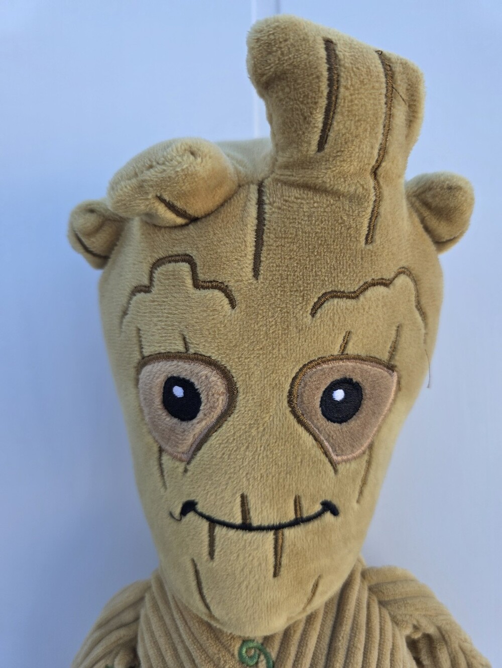 Scentsy Marvel Groot Guardians of the Galaxy Scentsy Buddy Brown Plush 18" - Picture 4 of 9